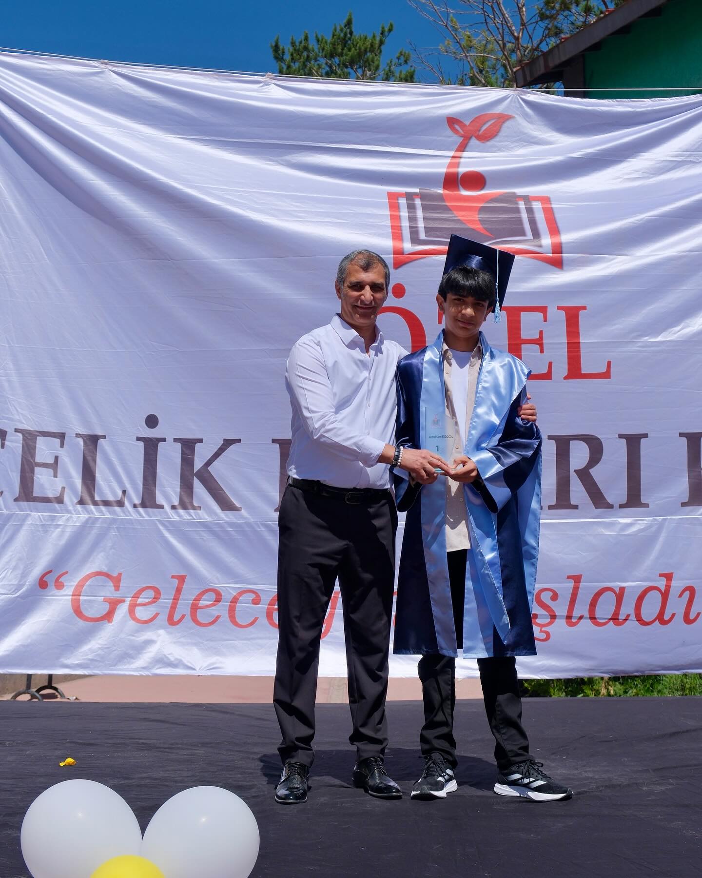 Kurumumuzdan Kareler